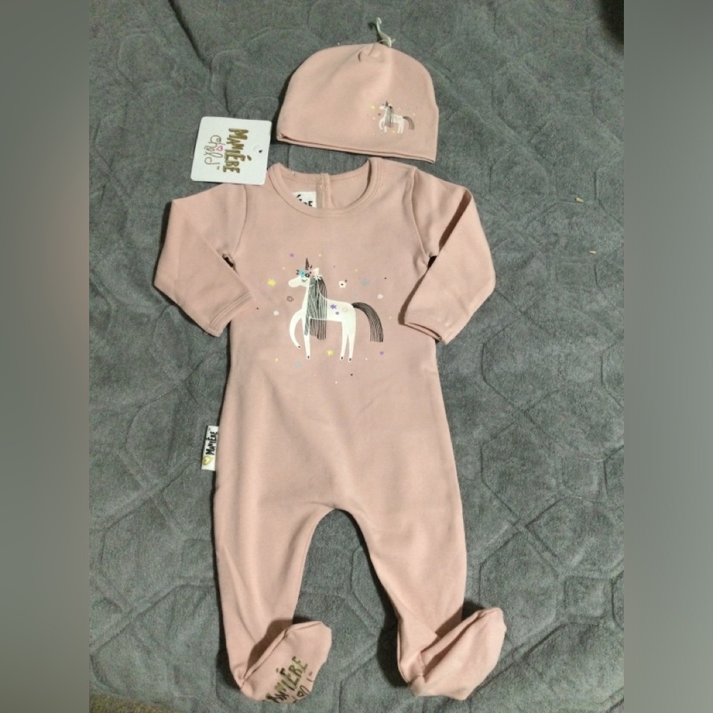 NWT Maniere baby girl footie and hat unicorn